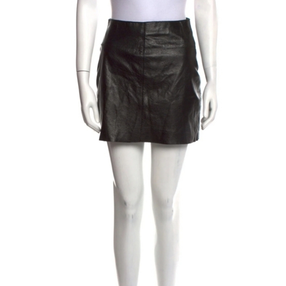 Wilsons Leather Dresses & Skirts - Wilson Maxima Black Leather Skirt Size 12 Vintage 90s EUC